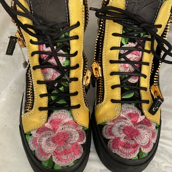 Giuseppe Zanottis Pink Black Yellow Gold White London Tr Donna Camoscio in Nero - Picture 8 of 8